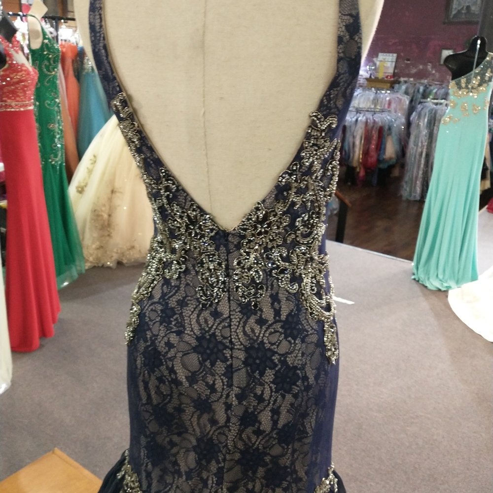 Formal/Prom dress - Picture 6 of 7